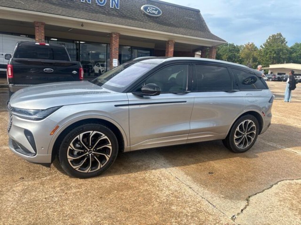 Certified 2024 Lincoln Nautilus Reserve SUV