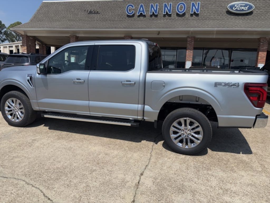 New 2025 Ford F-150 Lariat Truck