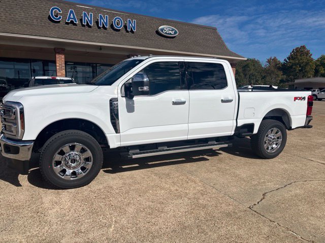 New 2027 Ford F-250SD Lariat Truck