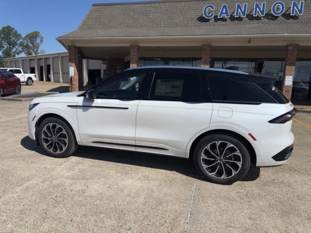 New 2026 Lincoln Nautilus Reserve SUV