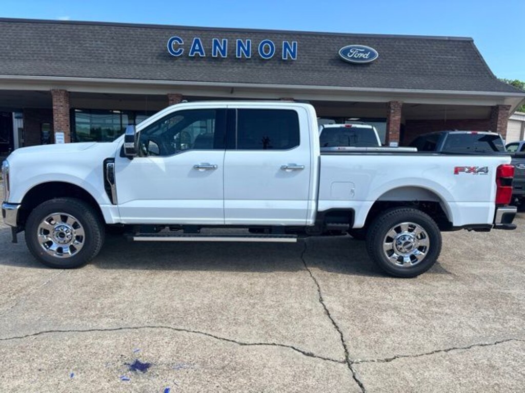 New 2026 Ford F-250SD Lariat Truck