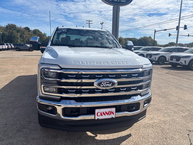 New 2027 Ford F-250SD Lariat Truck