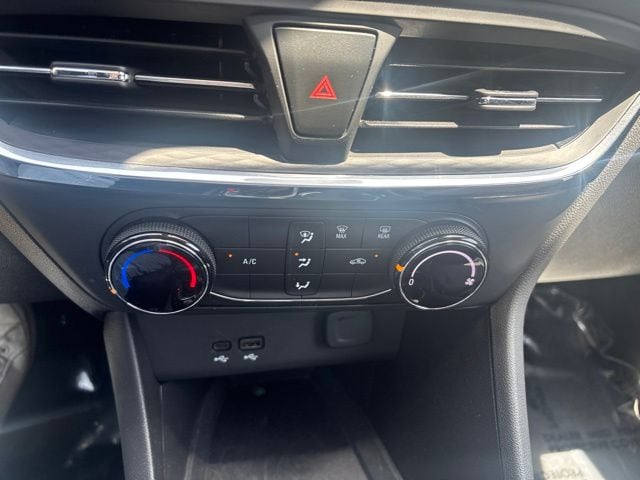 2025 Buick Encore GX Preferred - Photo 19