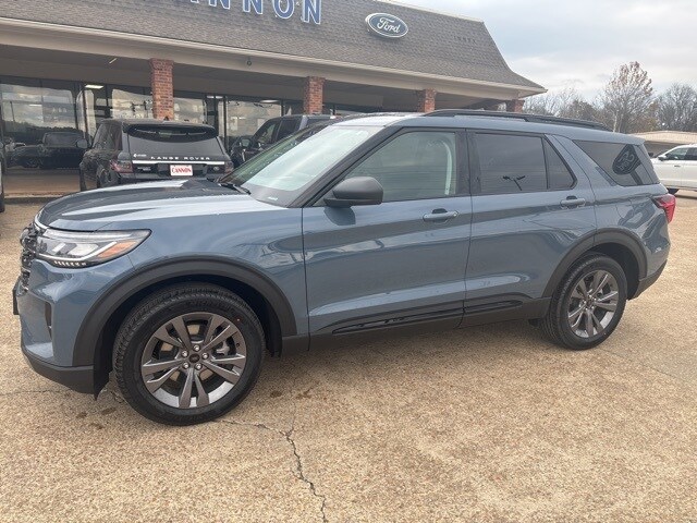2026 Ford Explorer Active's photo