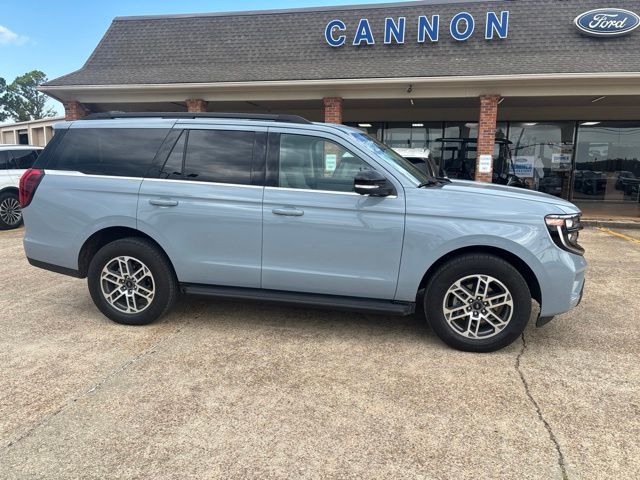 2026 Ford Expedition Platinum - Photo 7