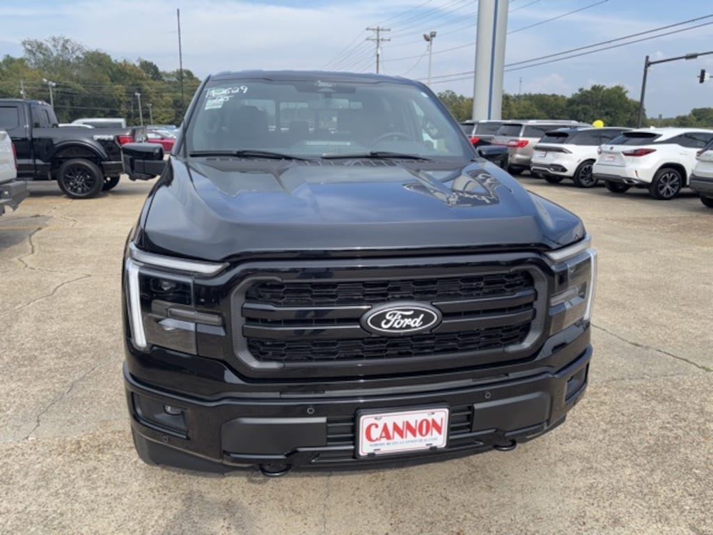 New 2025 Ford F-150 Lariat Truck