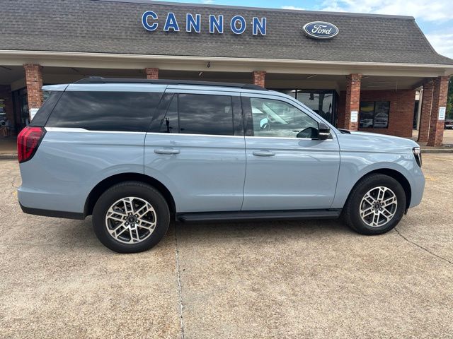 2026 Ford Expedition Platinum - Photo 6