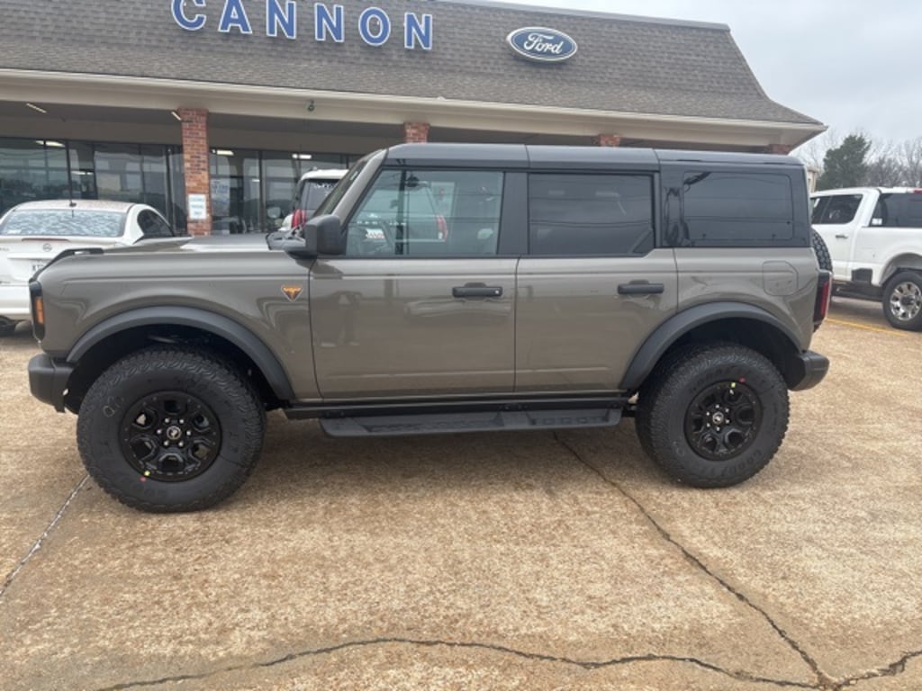 New 2025 Ford Bronco Badlands SUV