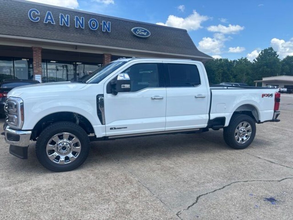 New 2026 Ford F-250SD Lariat Truck