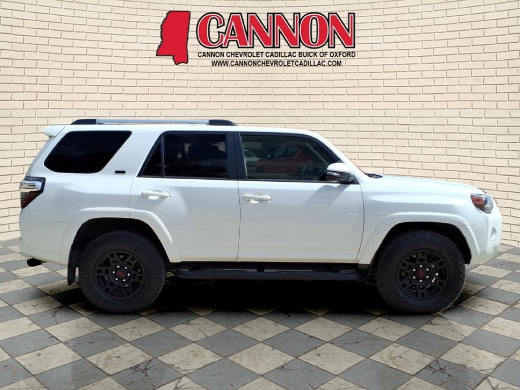 2023 Toyota 4Runner SR5 Premium - Photo 6