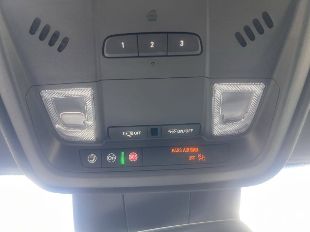 2025 Cadillac XT4 Premium Luxury - Photo 36