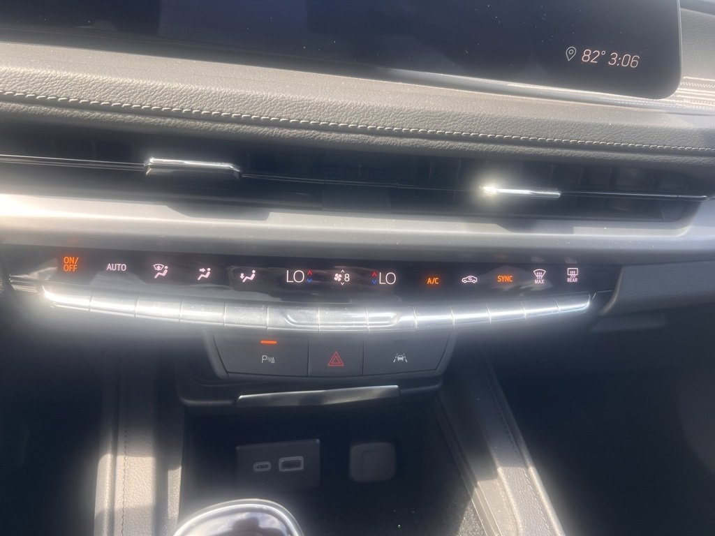 2025 Cadillac XT4 Premium Luxury - Photo 31