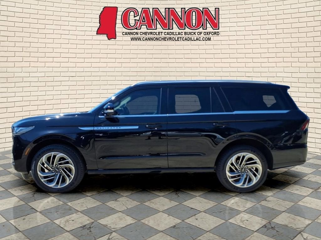 Used 2025 Lincoln Navigator Reserve