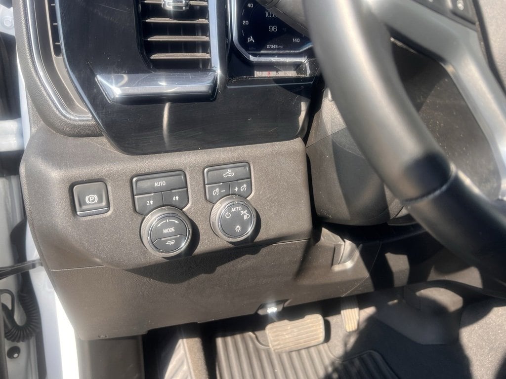 2025 Chevrolet Silverado 1500 LT - Photo 32