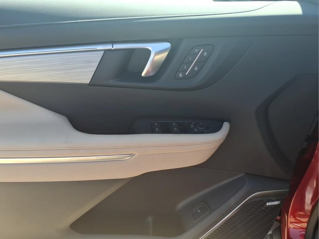 2026 Buick Enclave Preferred - Photo 14
