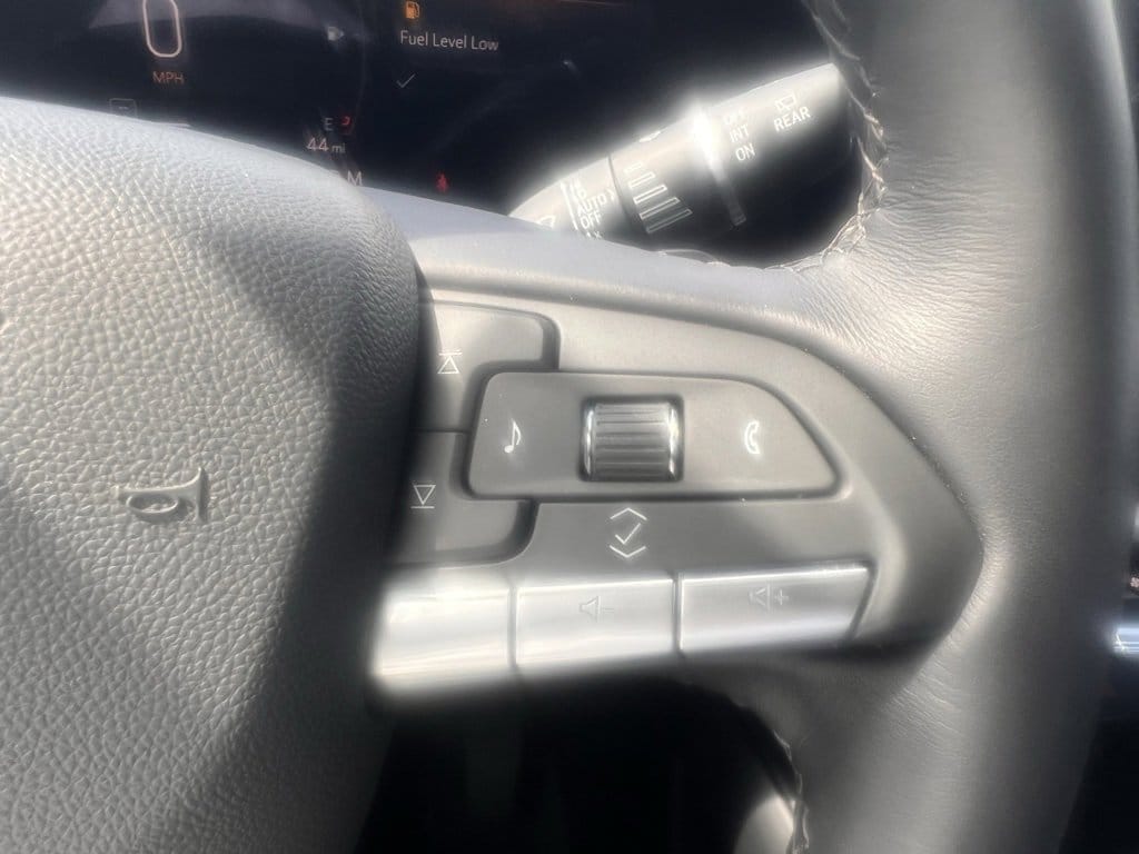 2025 Cadillac XT4 Premium Luxury - Photo 34