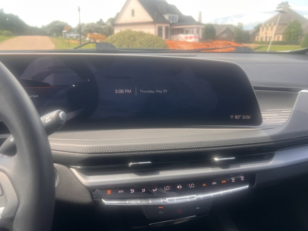 2025 Cadillac XT4 Premium Luxury - Photo 32