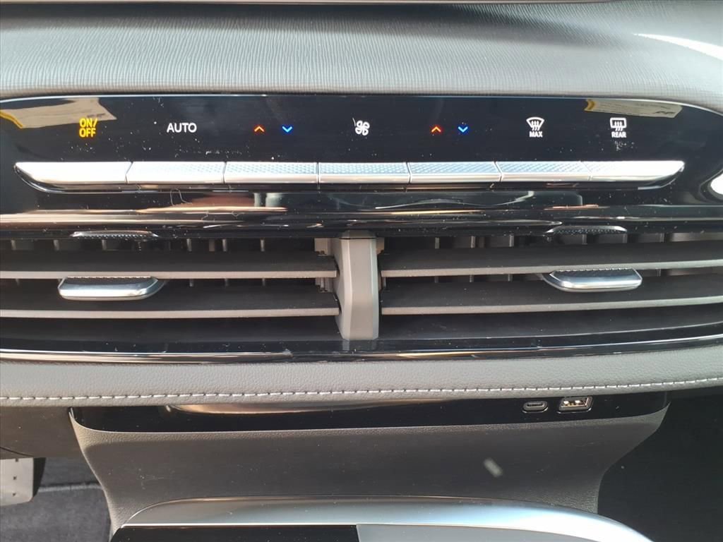 2026 Buick Enclave Sport Touring - Photo 20