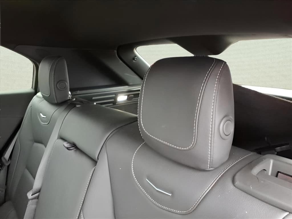 2025 Cadillac XT4 Premium Luxury - Photo 11