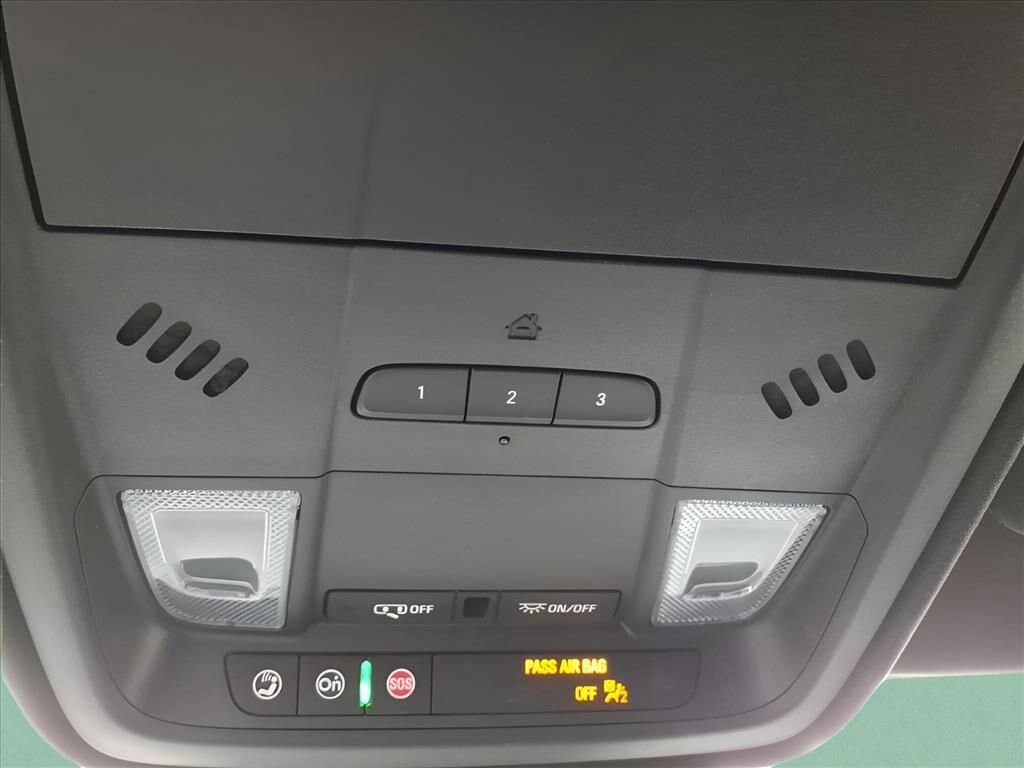 2025 Cadillac XT4 Premium Luxury - Photo 26