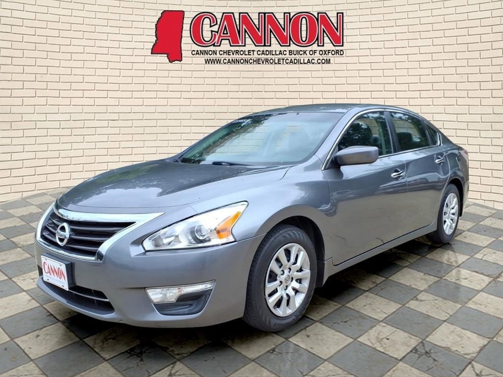 2015 Nissan Altima 2.5 S's photo