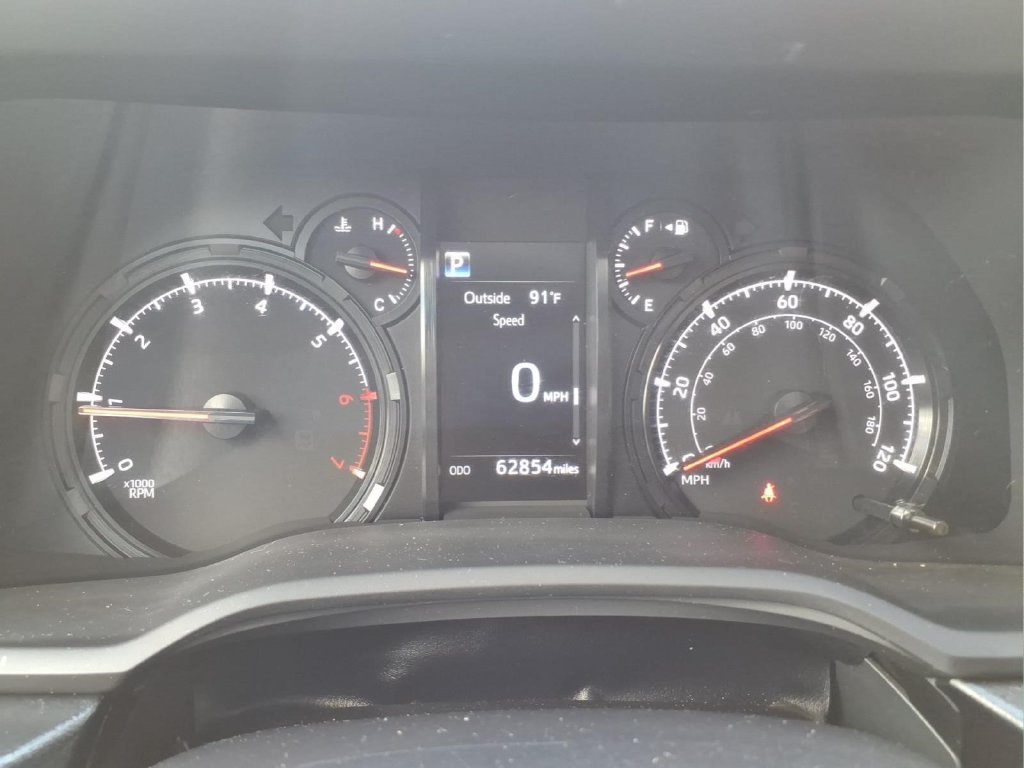 2023 Toyota 4Runner SR5 Premium - Photo 18
