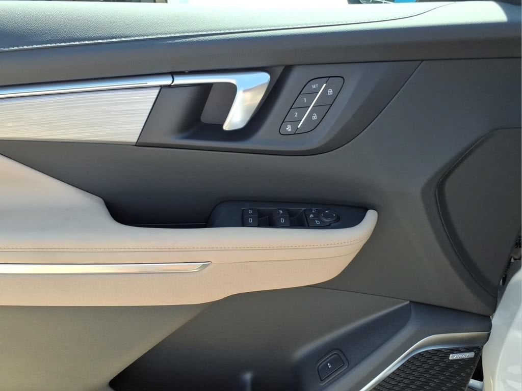 2026 Buick Enclave Preferred - Photo 14