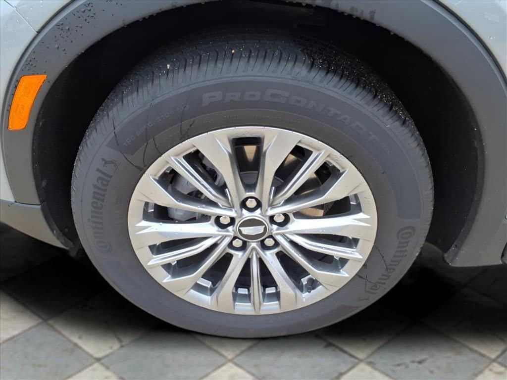 2025 Cadillac XT4 Premium Luxury - Photo 9