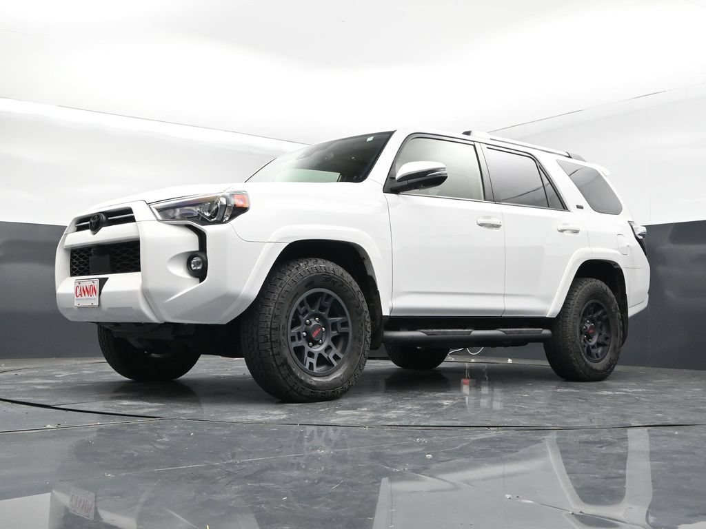 2023 Toyota 4Runner SR5 Premium - Photo 29