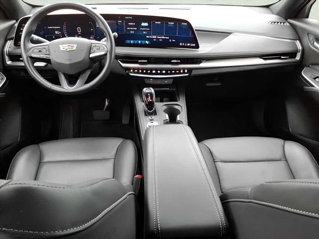 2025 Cadillac XT4 Premium Luxury - Photo 12