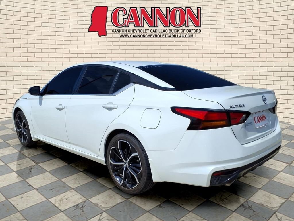 Used 2025 Nissan Altima SR