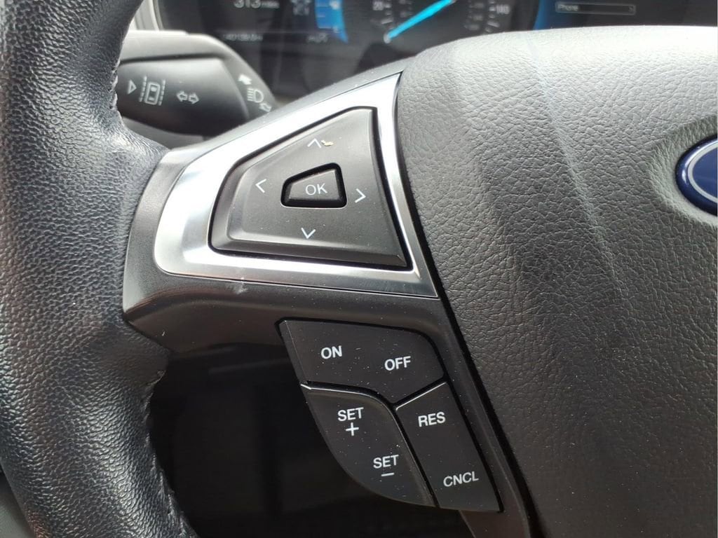 2023 Ford Edge SEL - Photo 19