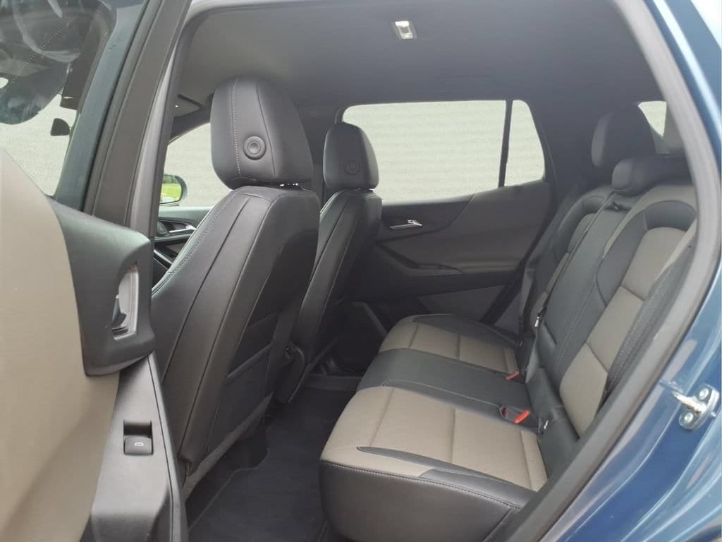 2026 Chevrolet Equinox LT - Photo 10