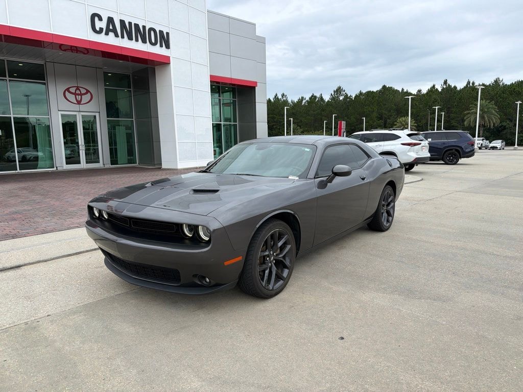 Used 2022 Dodge Challenger SXT Coupe