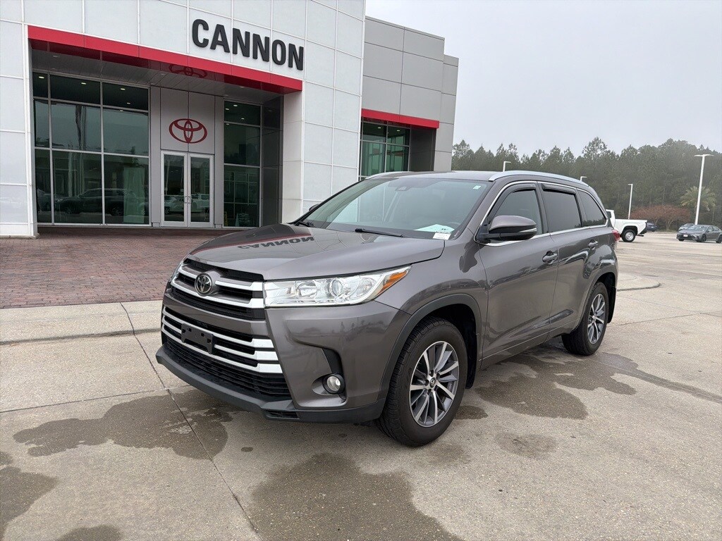 Used 2018 Toyota Highlander XLE SUV