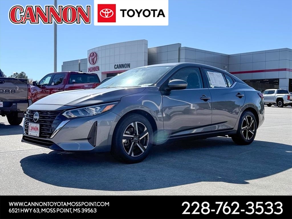 2024 Nissan Sentra SV's photo