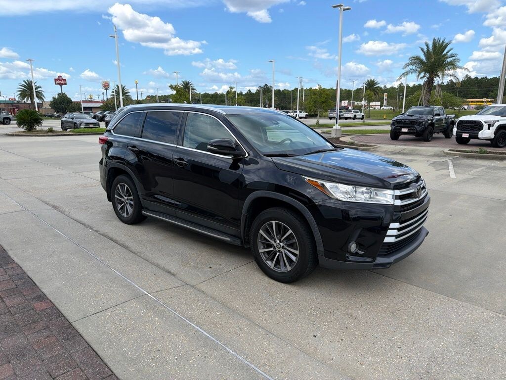 Used 2019 Toyota Highlander XLE SUV