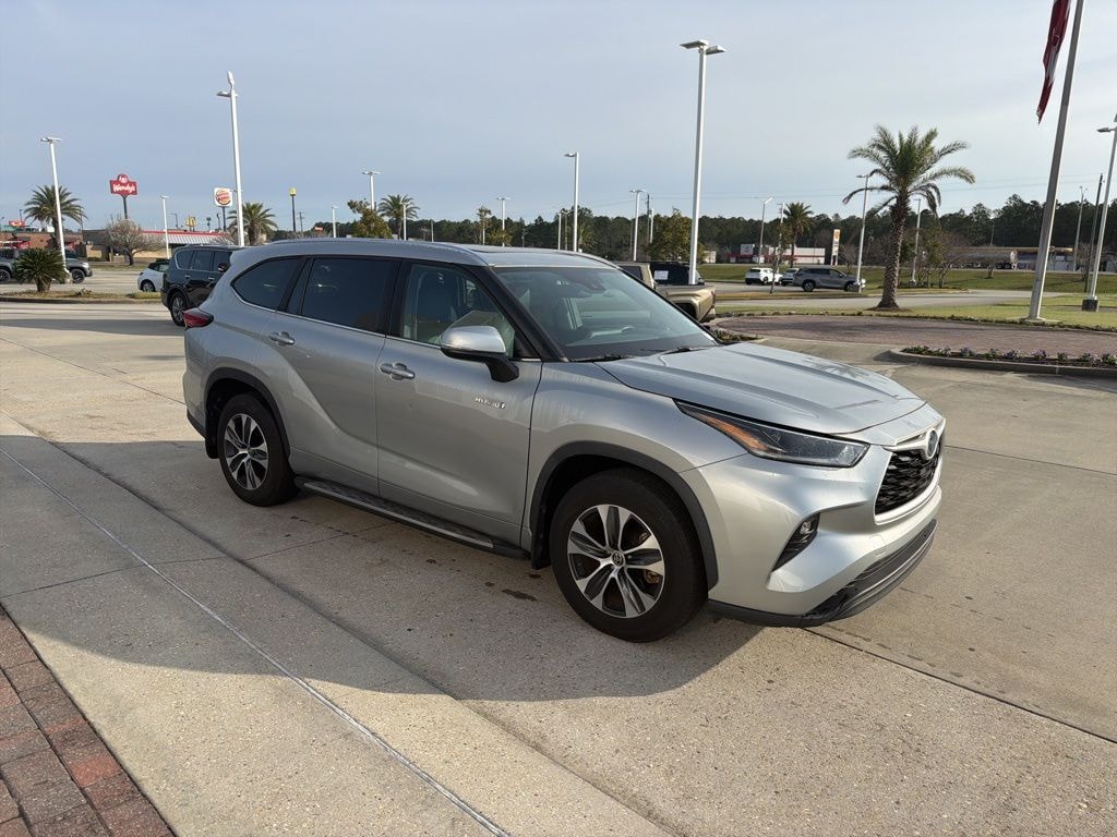 Used 2021 Toyota Highlander Hybrid