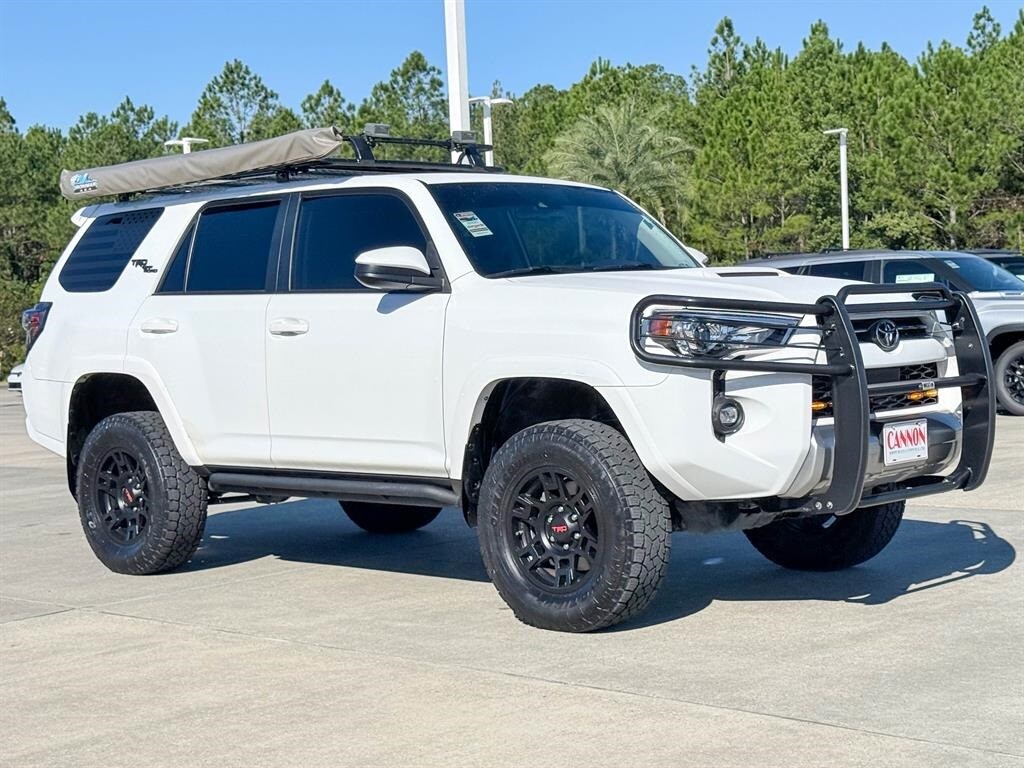 2021 Toyota 4Runner TRD Off-Road photo 3