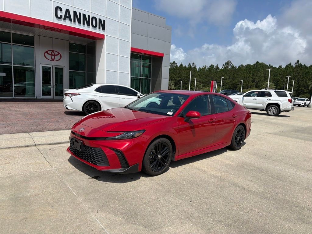 Used 2025 Toyota Camry SE Sedan