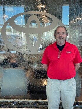 Staff member Mike McCabe from ID_b6f68b34c089