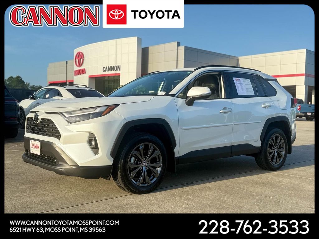 2025 Toyota RAV4 Hybrid SUV 