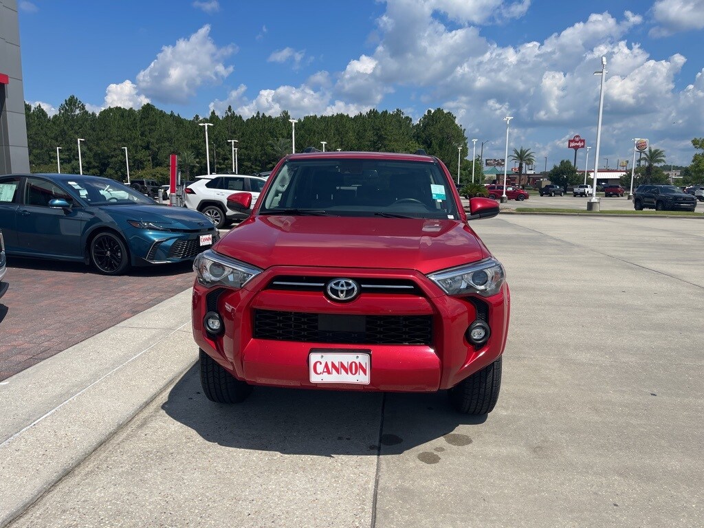 2024 Toyota 4Runner SR5 photo 3