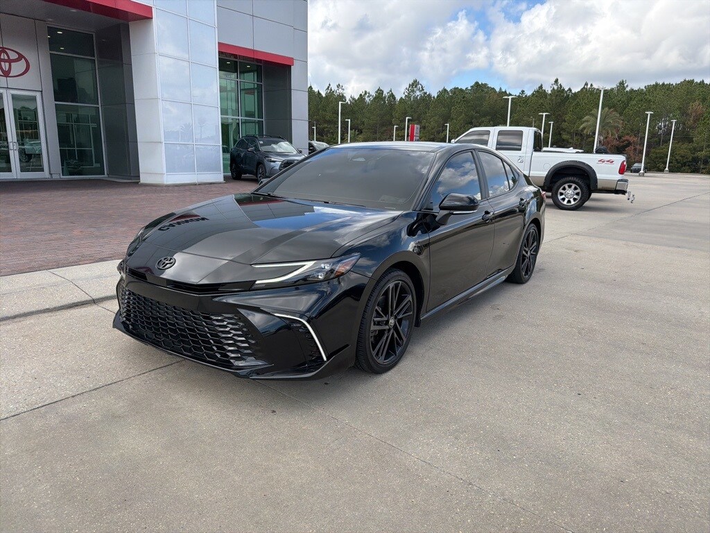 2025 Toyota Camry XSE photo 2