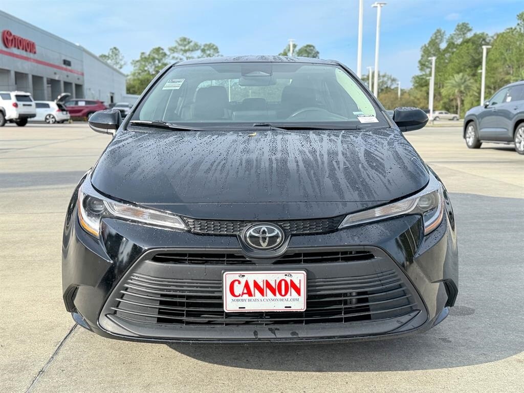 2024 Toyota Corolla LE photo 3