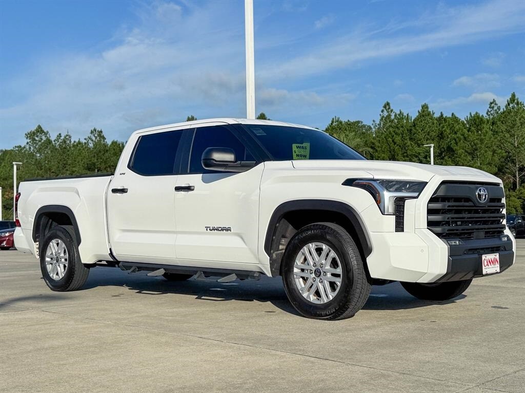 2024 Toyota Tundra SR5 photo 3