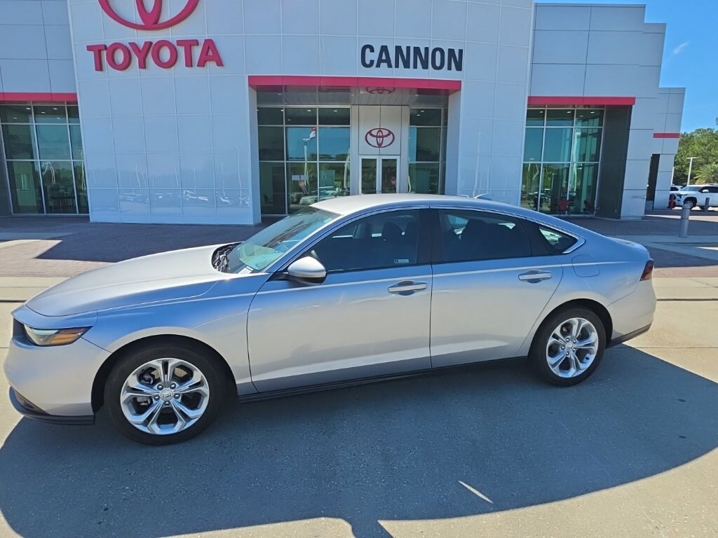 Used 2023 Honda Accord LX Sedan