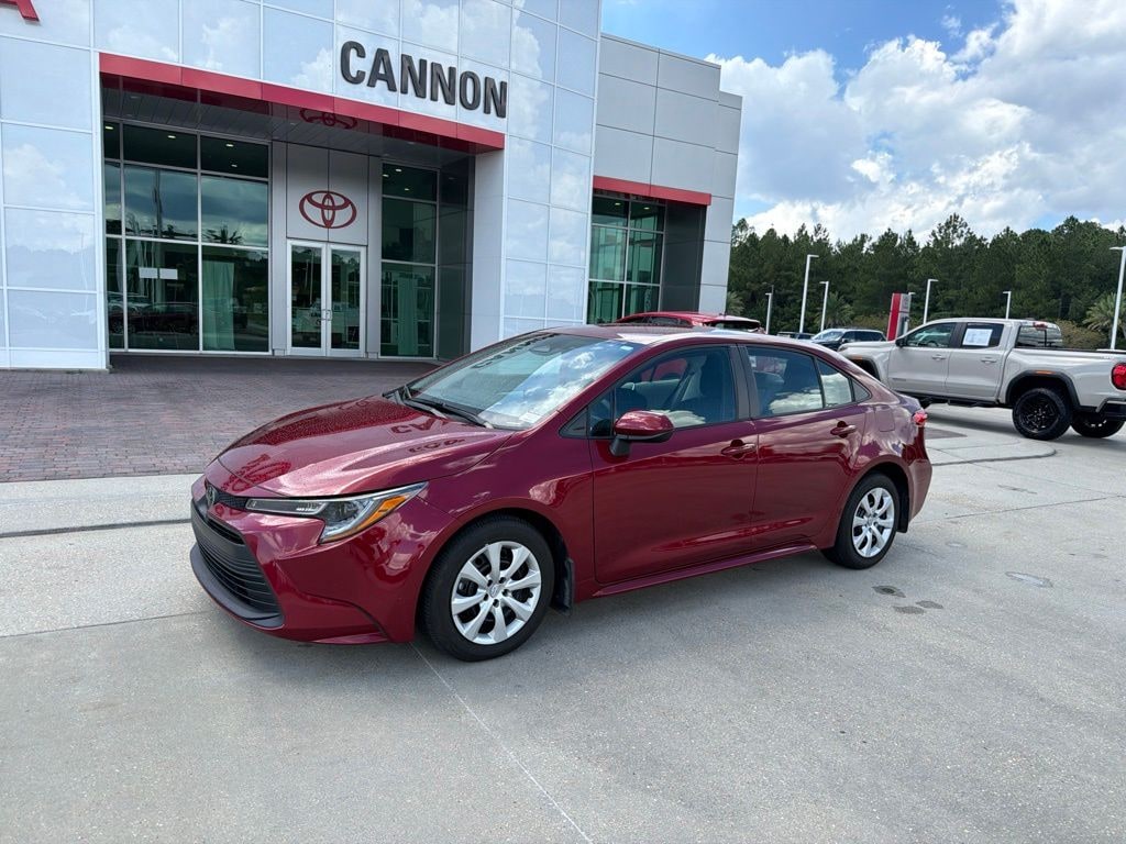 Used 2025 Toyota Corolla LE Sedan