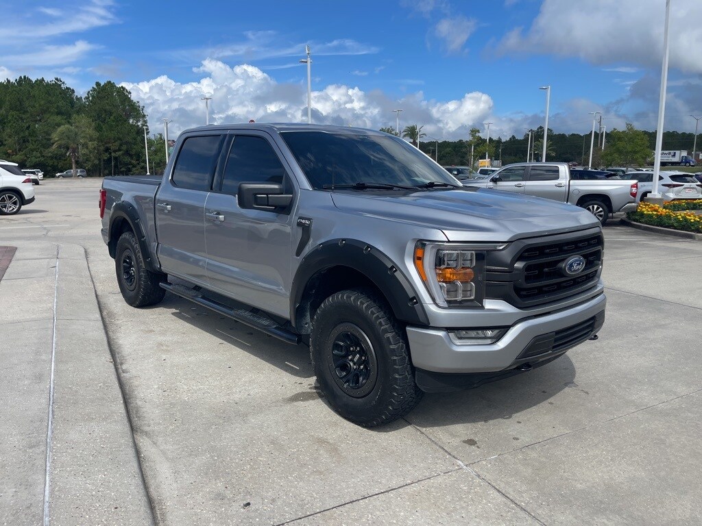 2022 Ford F-150 XLT photo 3
