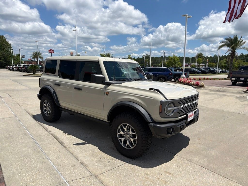 Used 2025 Ford Bronco Badlands SUV